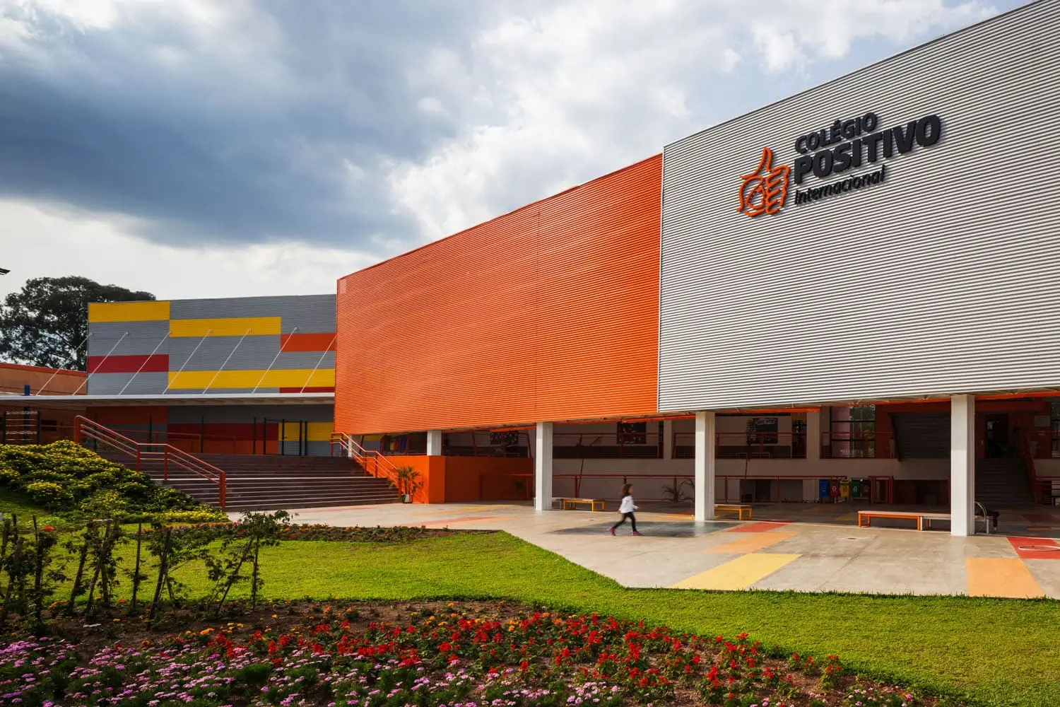 Colégio Positivo Internacional